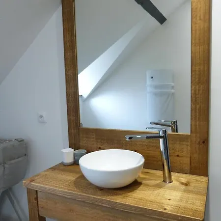 Aux Portes Des Lacs 3*