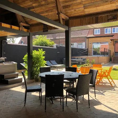 Aux Portes Des Lacs 3*