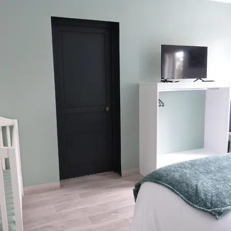 Bed & Breakfast Aux Portes Des Lacs 3*