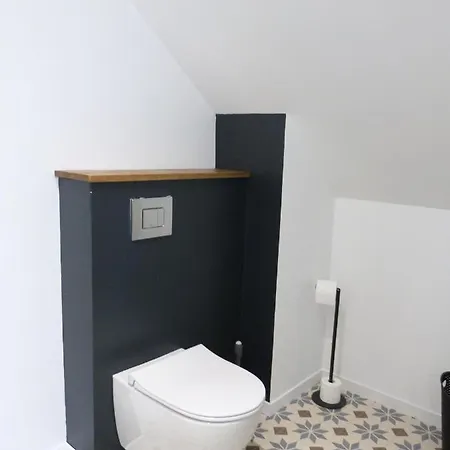 Aux Portes Des Lacs Bed & Breakfast 3*